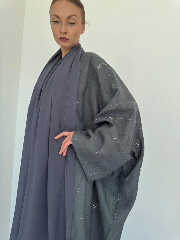 GREY EMBROIDERED LINEN ABAYA WITH SHEILA