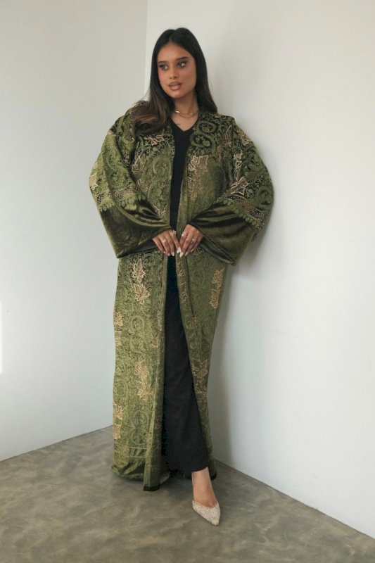 GREEN VELVET JALABIYA WITH WHITE SHAILA - NEWBURY