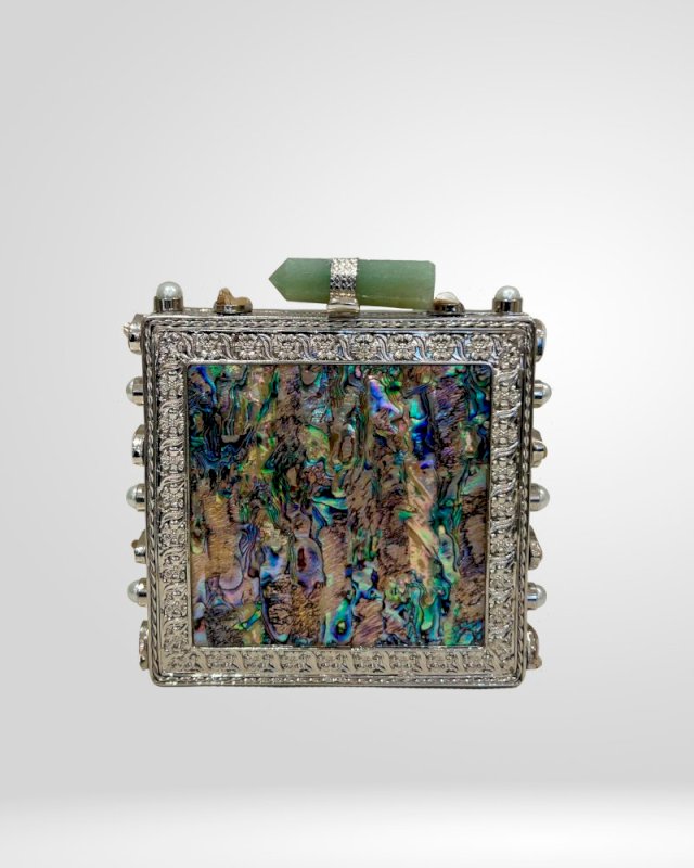 SALMA MOTHER OF PEARL CLUTCH