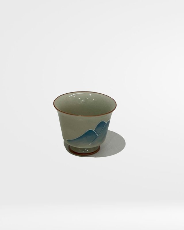 ELEGANT ASIAN CERAMIC TEA CUP SET OF 5