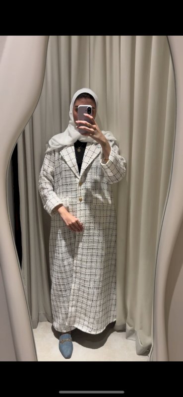 WHITE BLAZER ABAYA W/ SHAILA