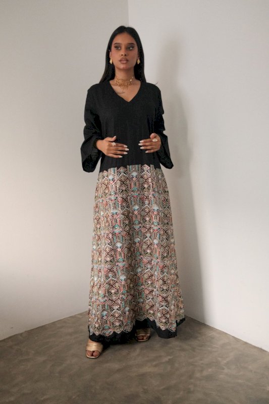 BLACK BEADED JALABIYA - NEWBURY