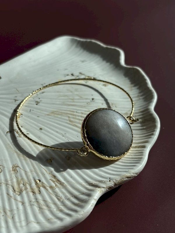 GOLD-PLATED OVAL SHAPE BRACELET