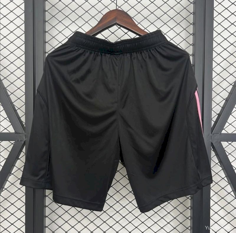 25/26 Juventus Home Shorts