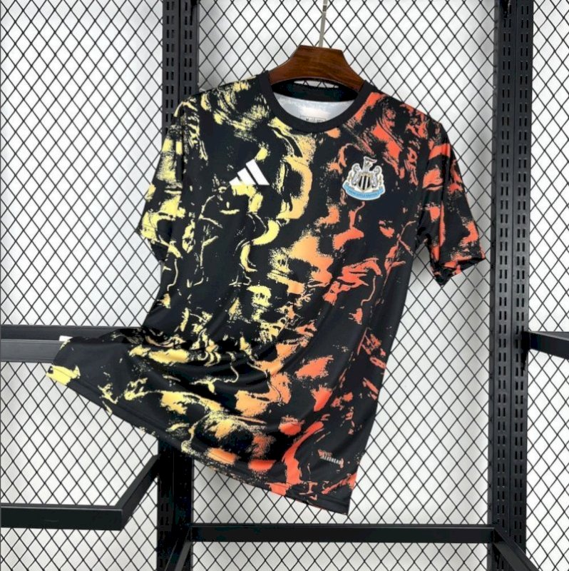 Newcastle United 2025/26 Pre-match training Fans Edition