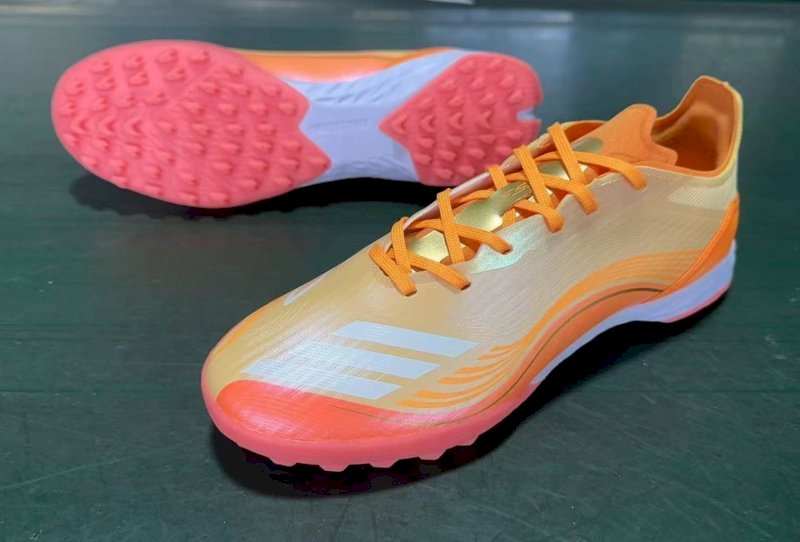 Adidas F50 League Turf football boots TF