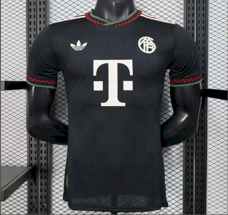 Bayern Munich 2025/26 Third Player Edition