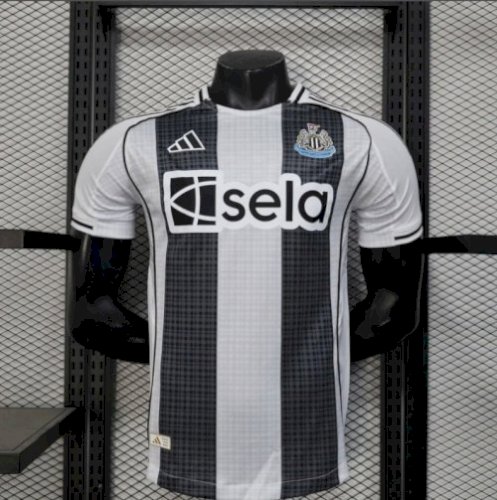 Newcastle United 2025/26 Home Player Edition
