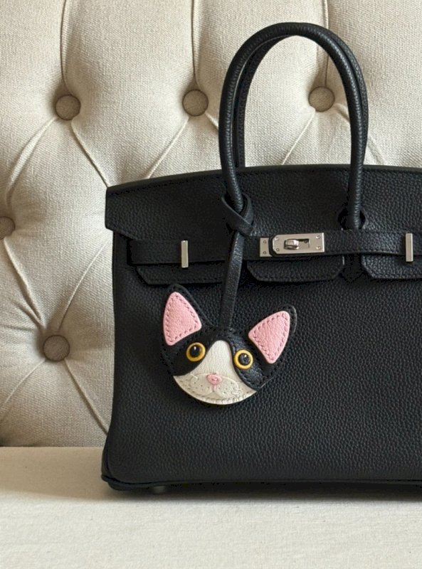 Cat charm