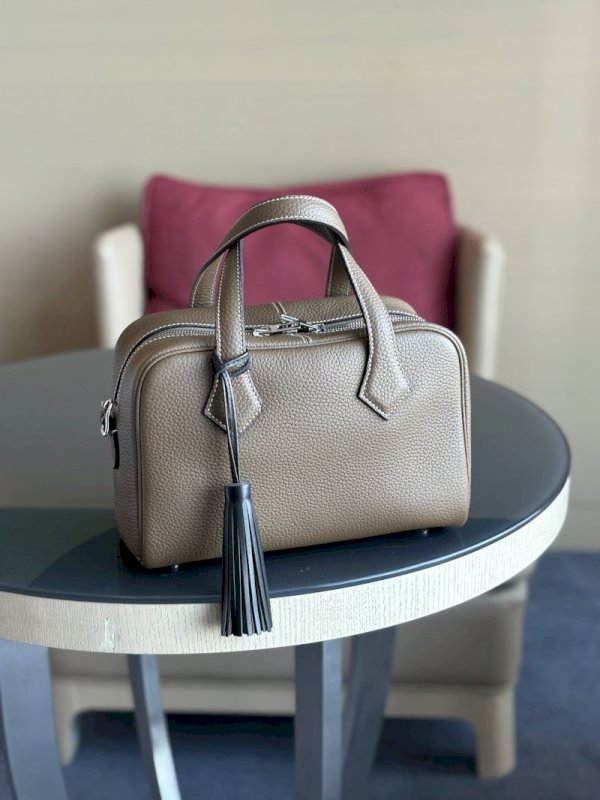 V26 bag (size 26cm)