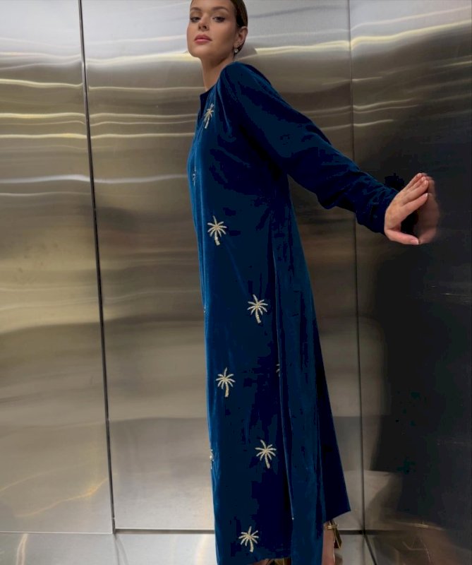 Look 3| the palm in blue