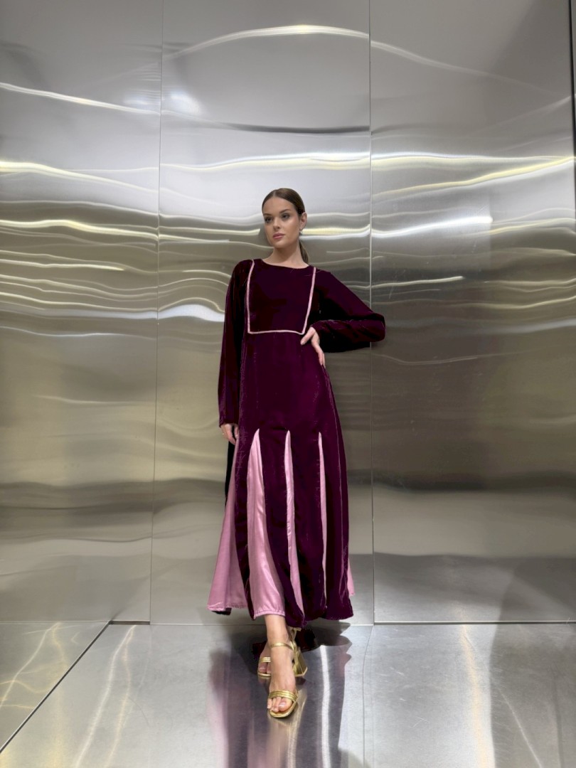 Look 12| the panel in maroon