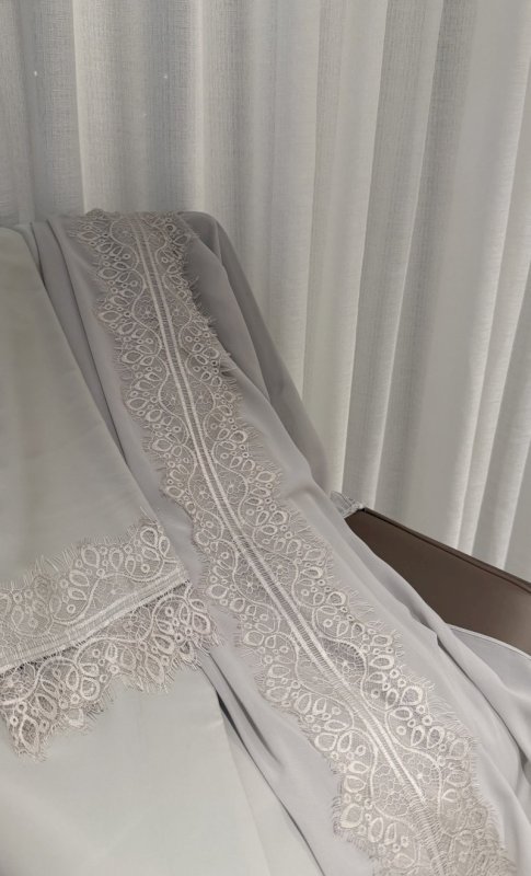 Exclusive edition abaya