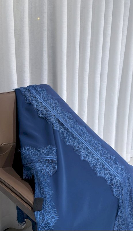 EXCLUSIVE EDITION 02