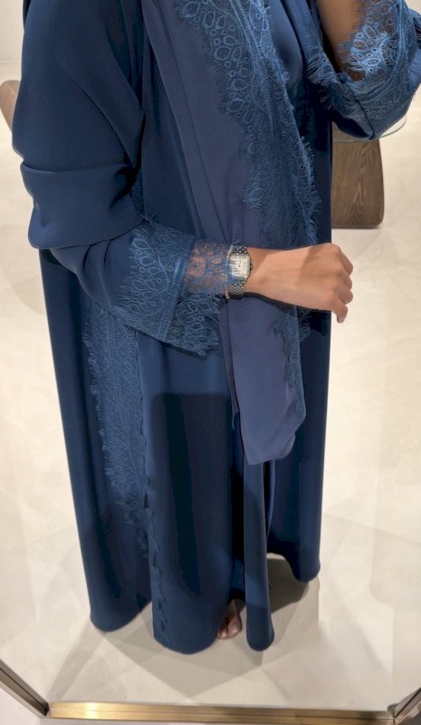 EXCLUSIVE EDITION 02