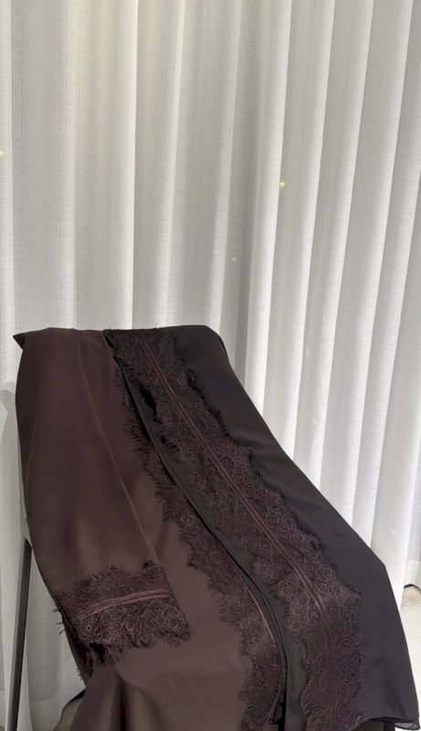 EXCLUSIVE EDITION 01