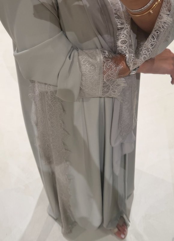 Exclusive edition abaya