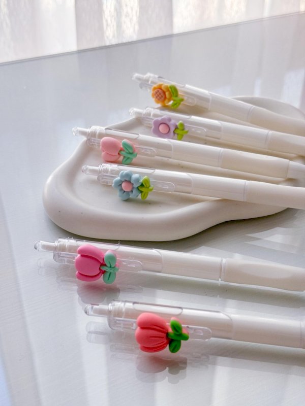 Flower pen