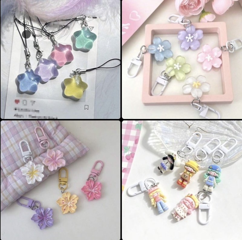 10 Pcs random keychains