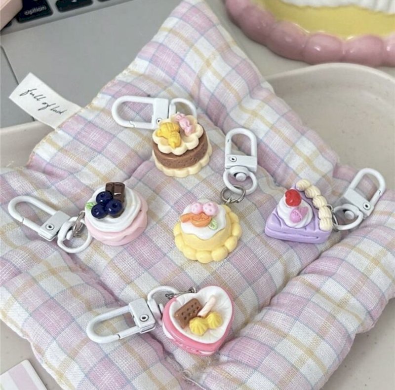 Keychains - 5 Pcs