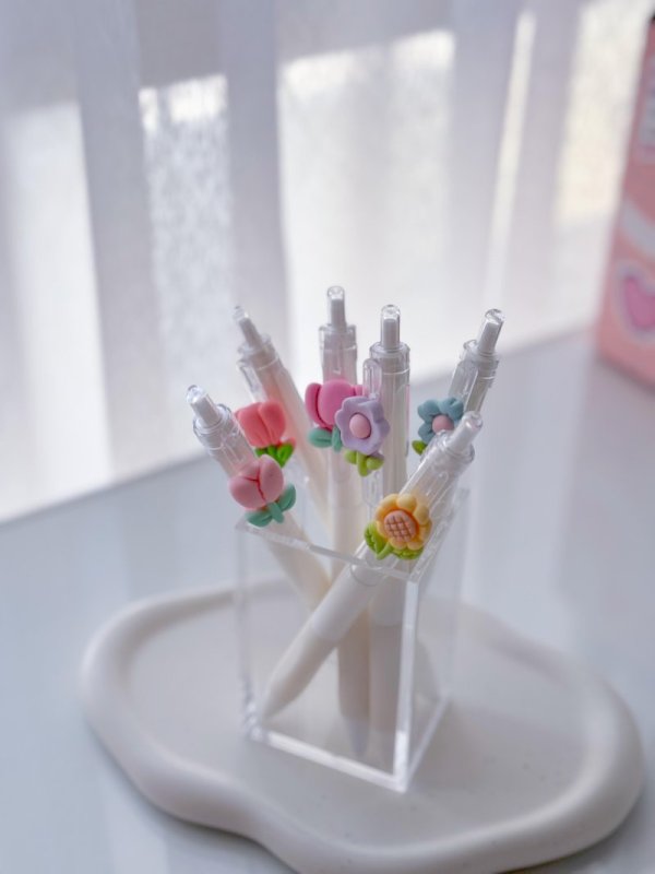 Flower pen