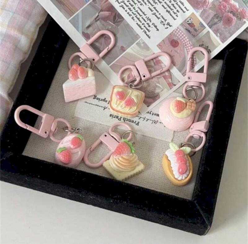 Keychains - 6 Pcs