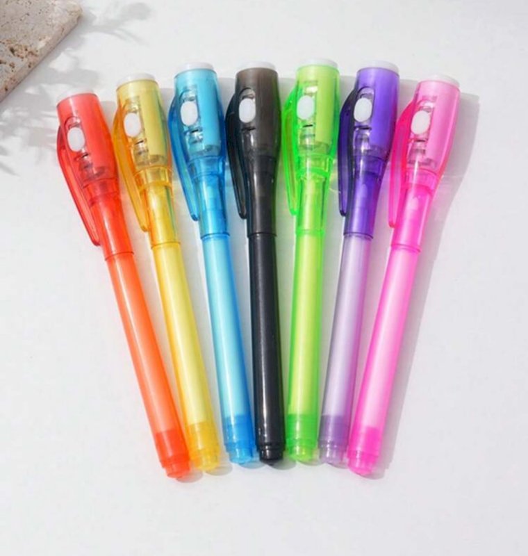 Glowing magic pen