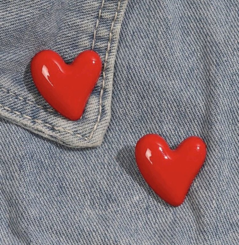 Heart pin