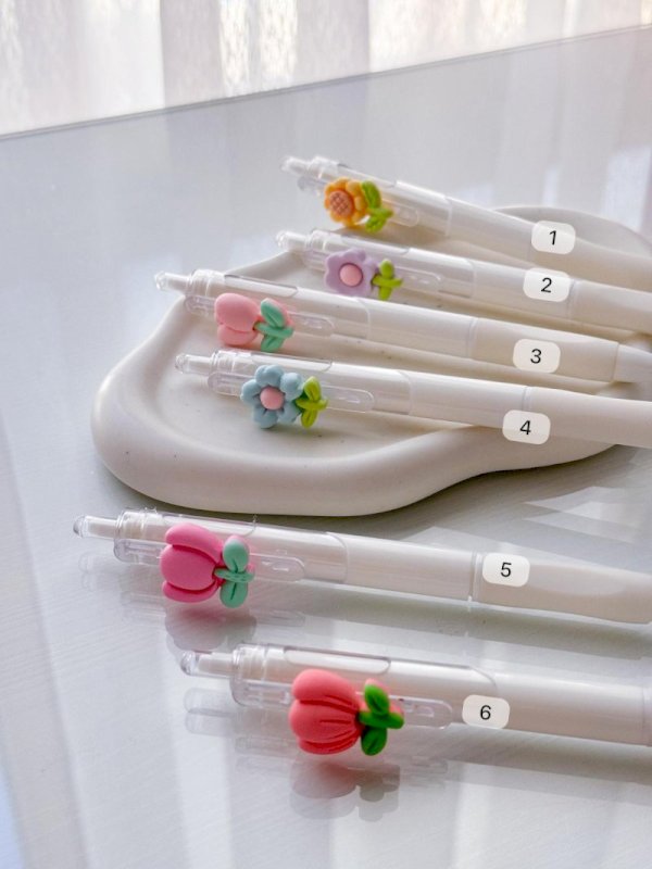 Flower pen