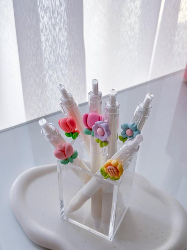 Flower pen