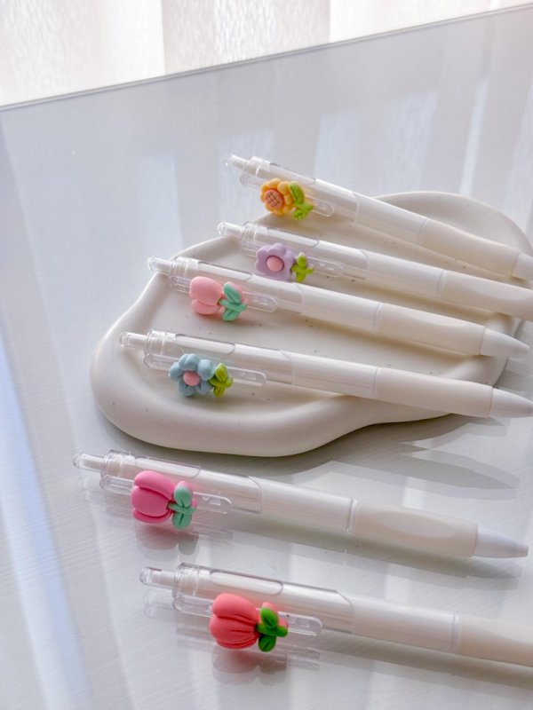 Flower pen