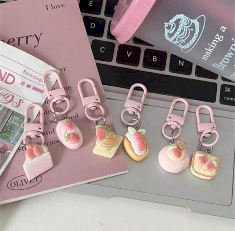 Keychains - 6 Pcs