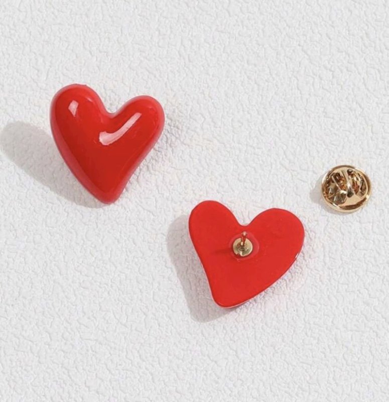 Heart pin