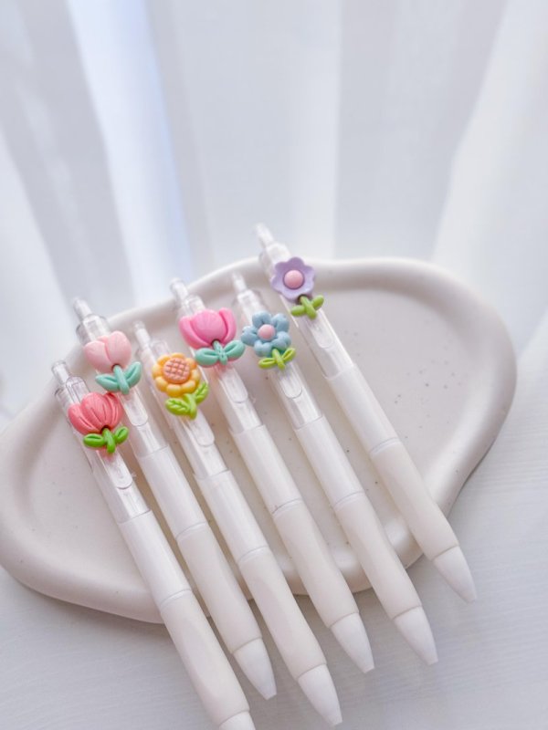 Flower pen