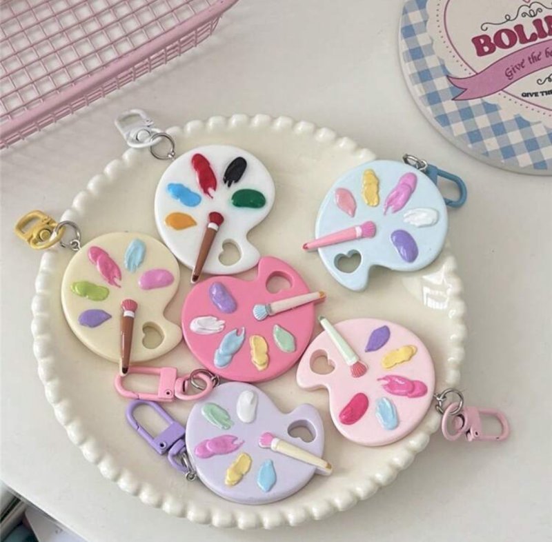 Keychains set - 6 Pcs