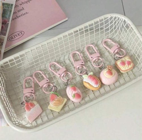 Keychains - 6 Pcs