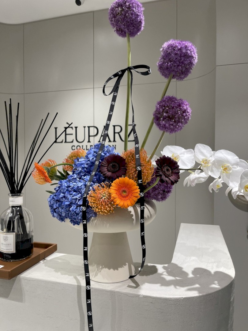 Arura Bloom