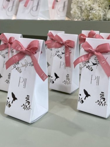 CUSTOMIZED YOUR OWN BOX