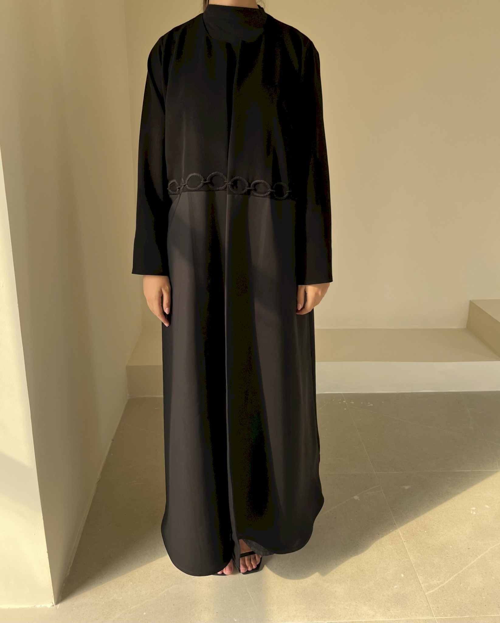Black rope chain cloak