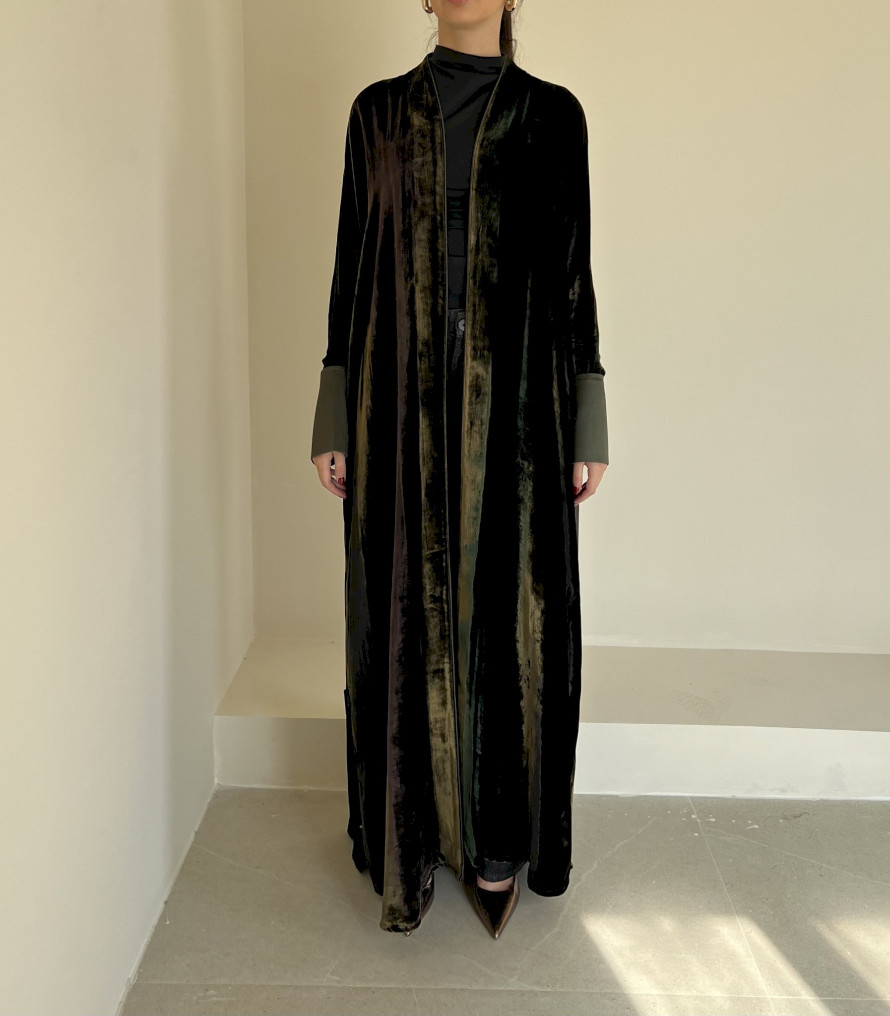 Bronze velvet aurora cloak