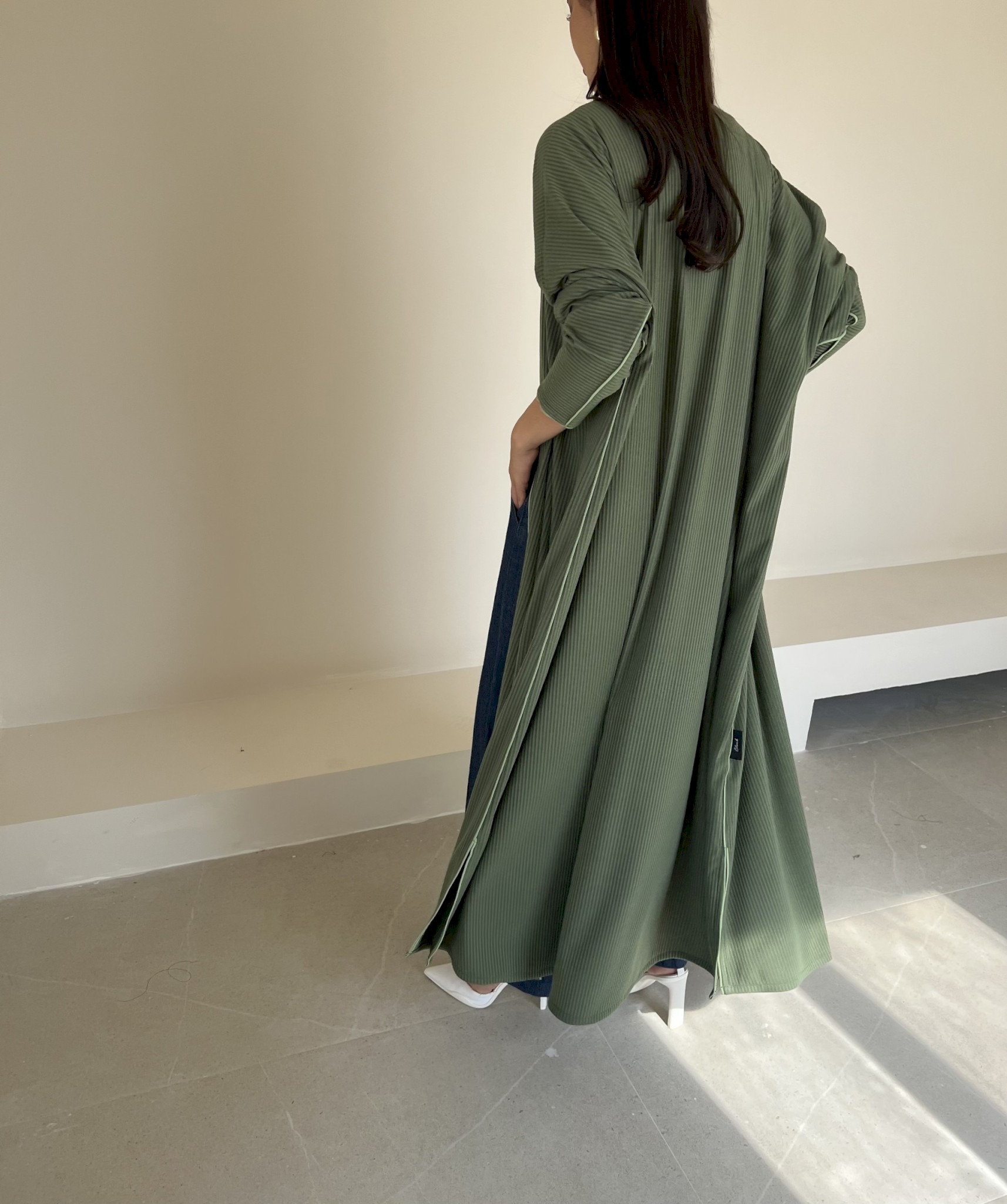 Green ribbed cotton cloak
