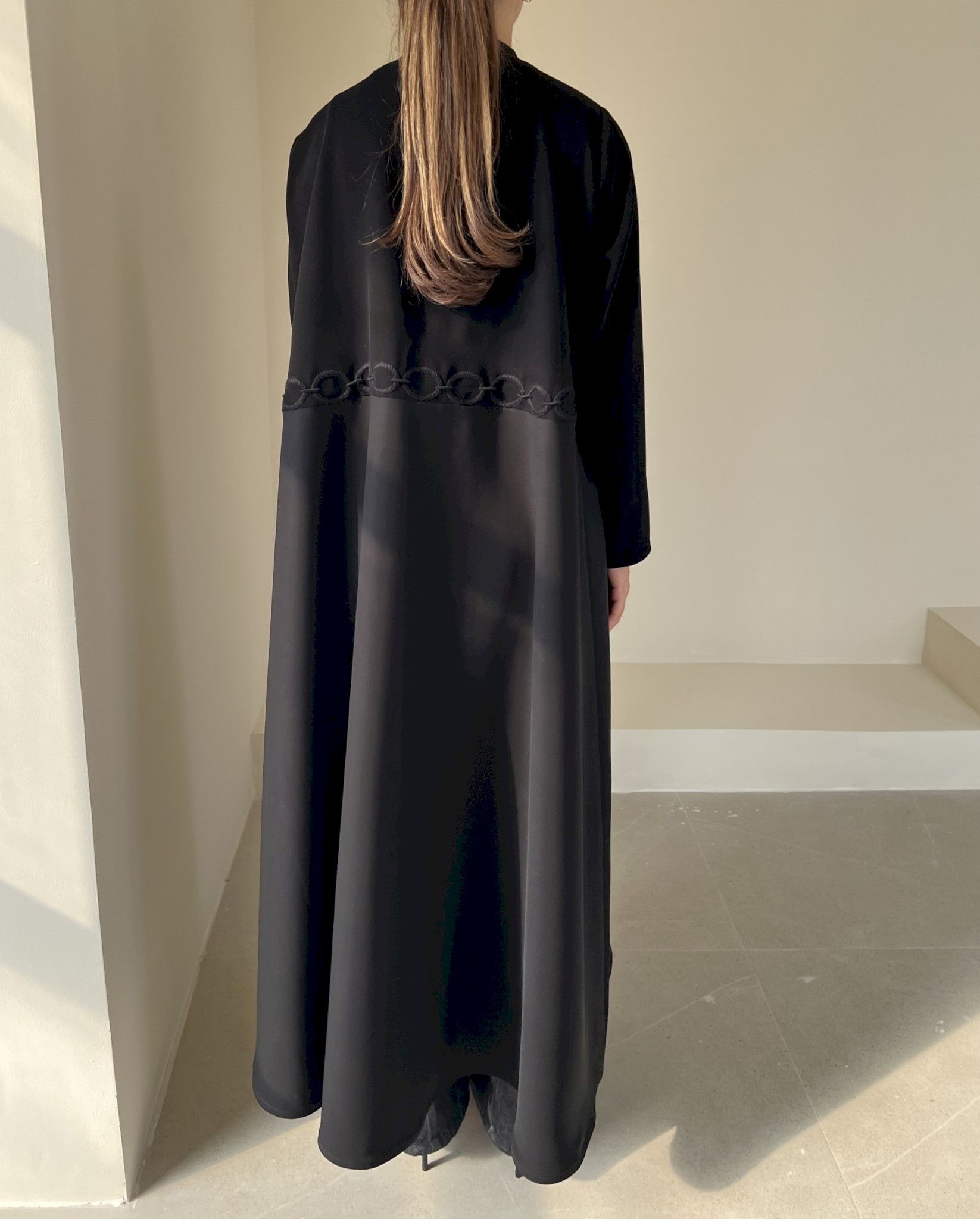 Black rope chain cloak