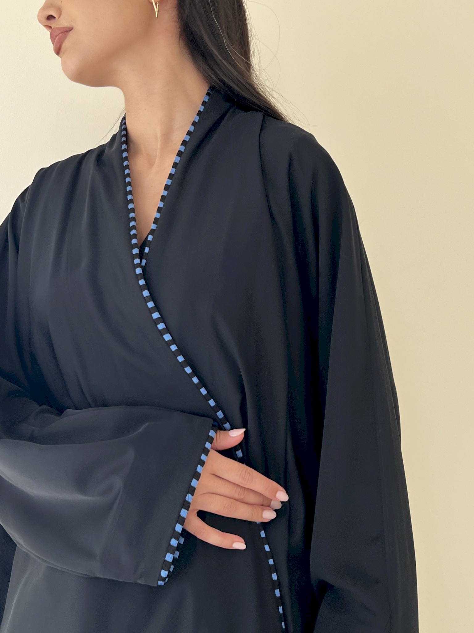 Black two-tone piping cloak
