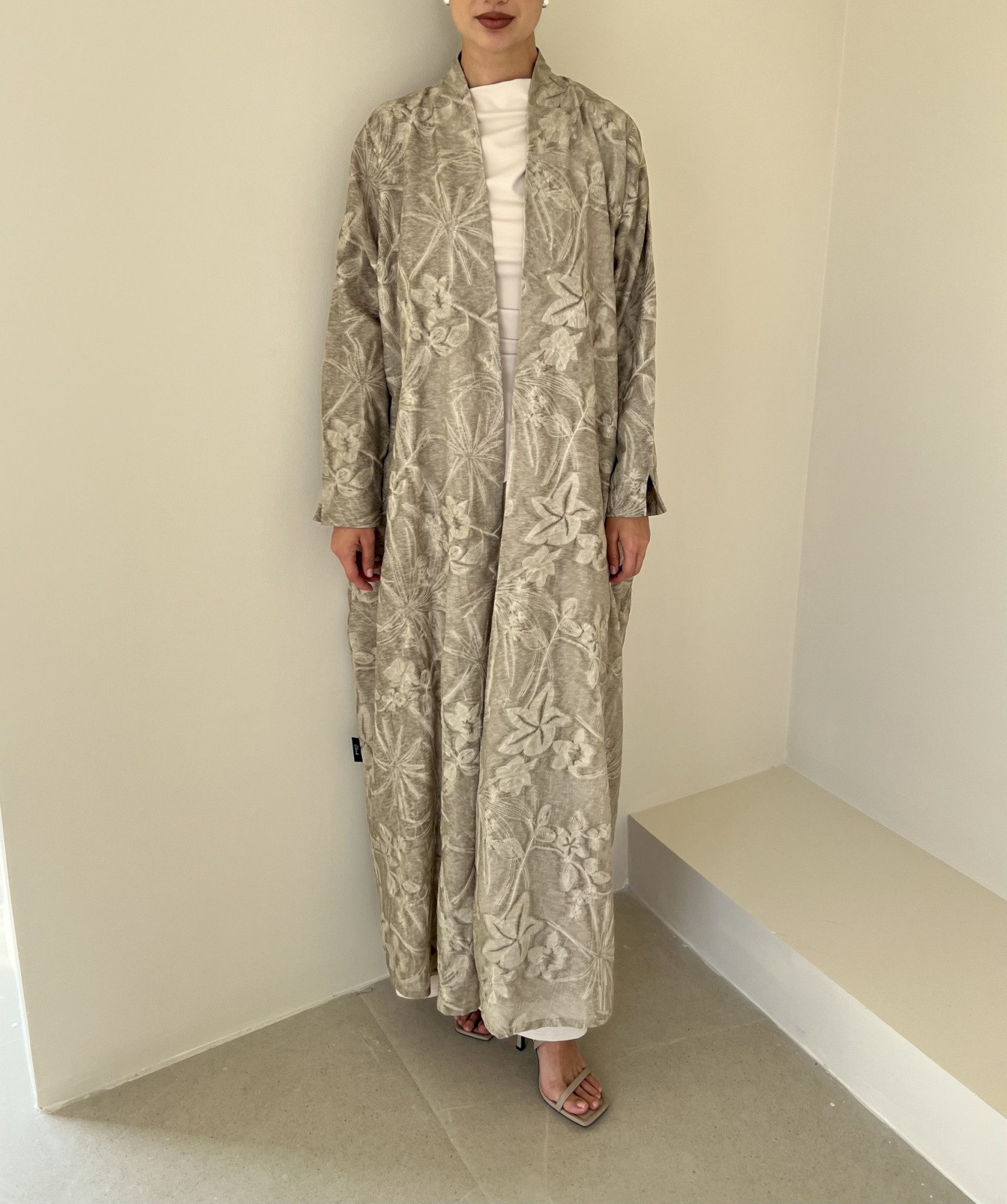 Taupe Fluer Linen Cloak