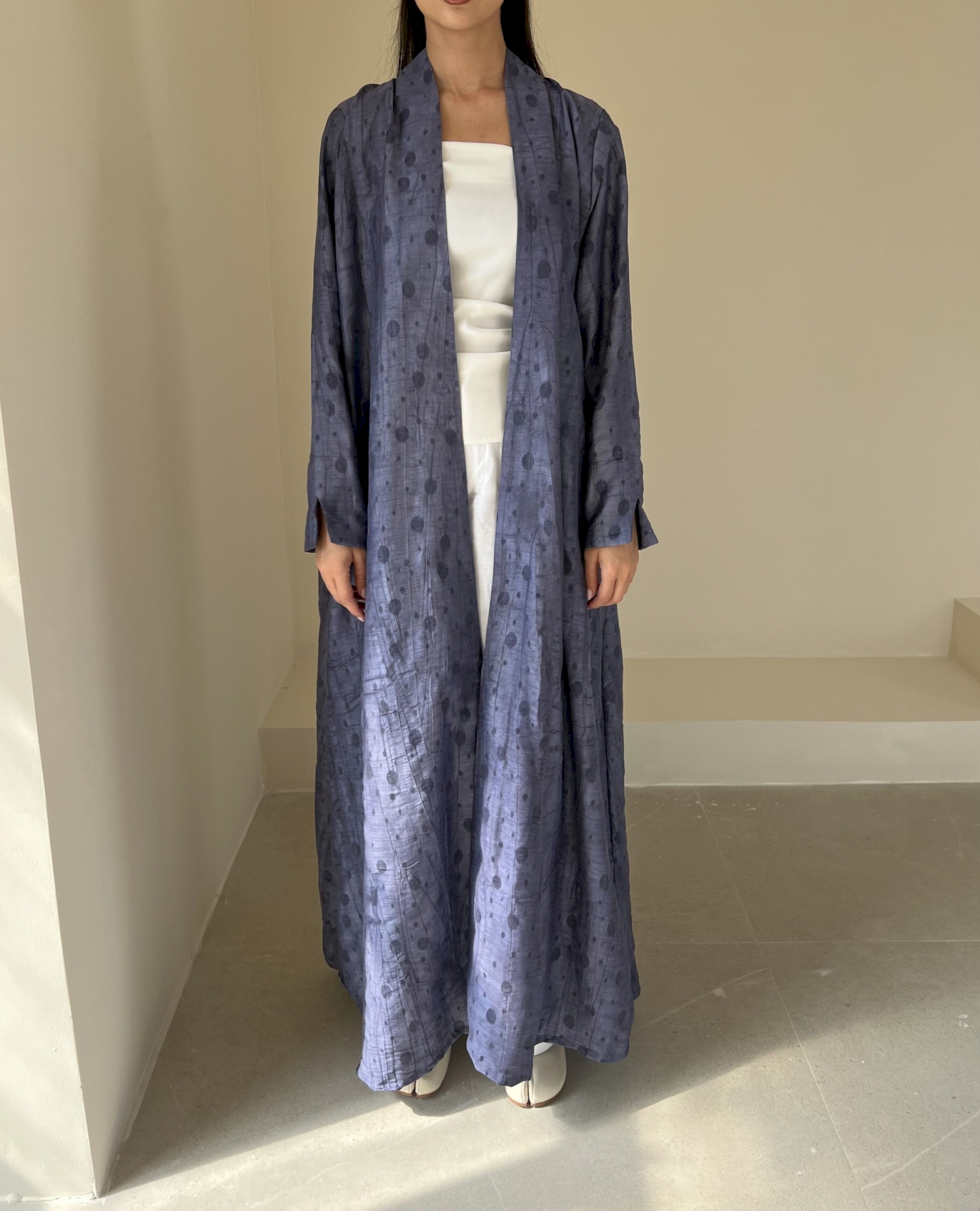 Blueberry linen dots cloak