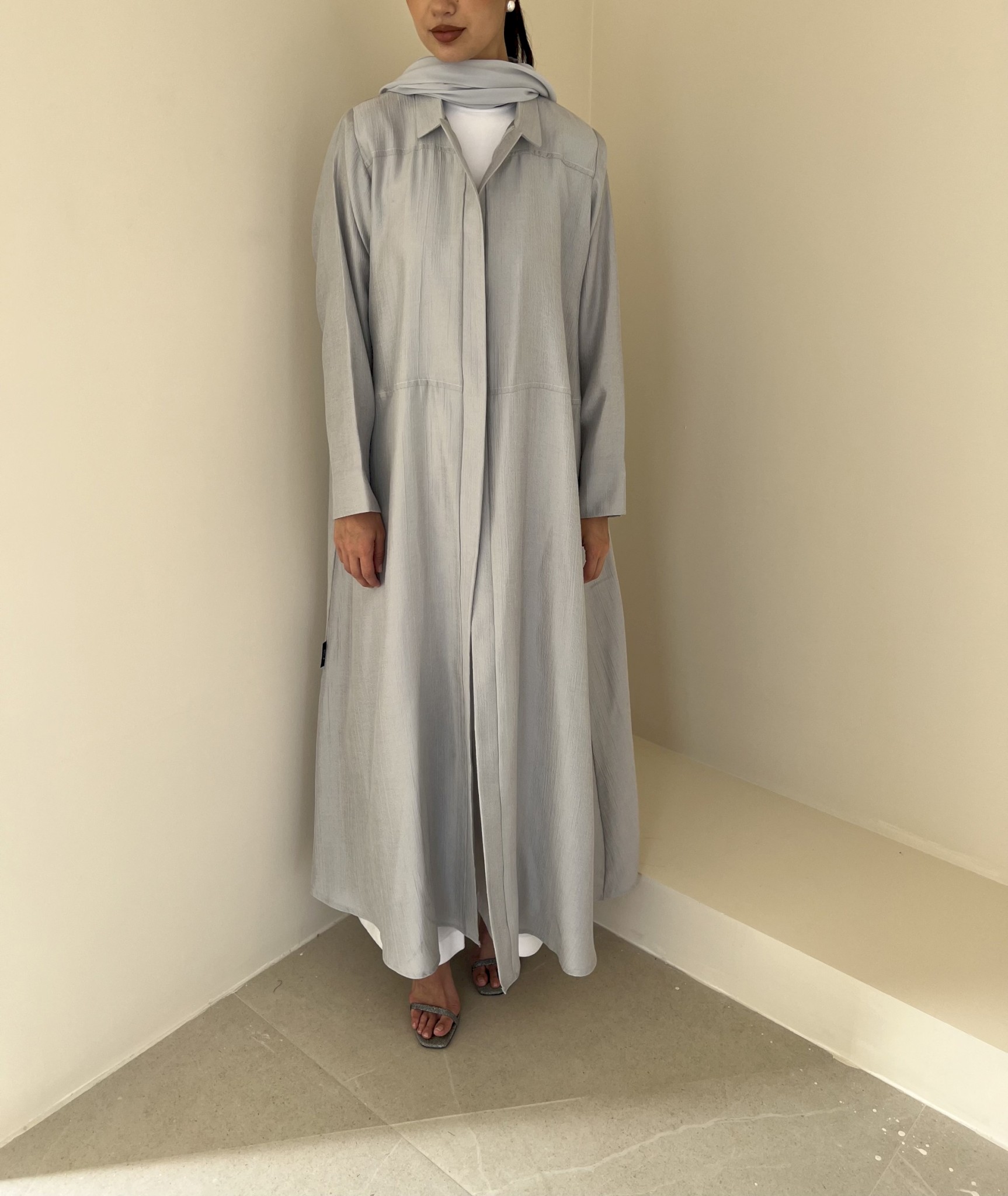 Silver line abaya