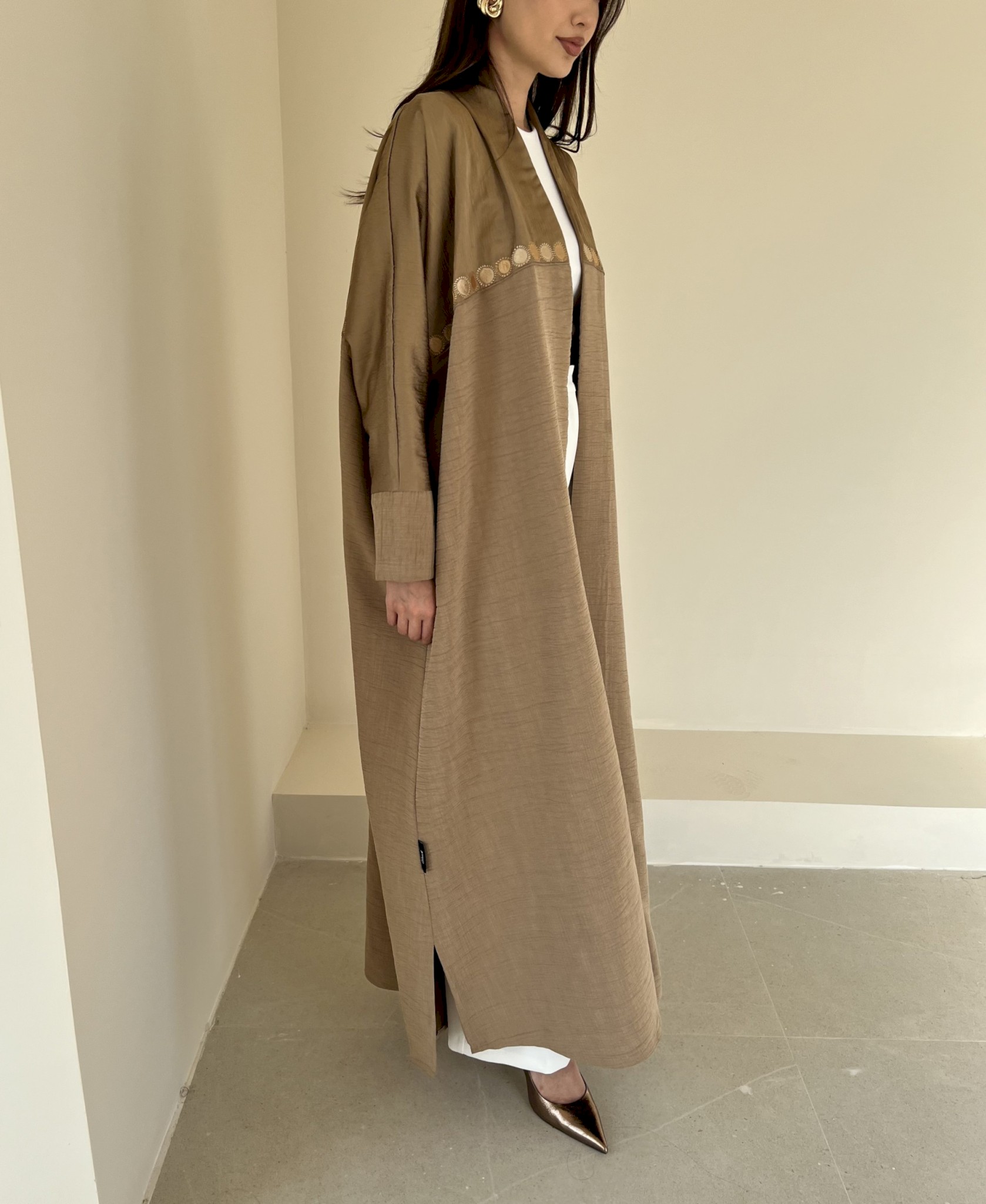 Camel medallion abaya