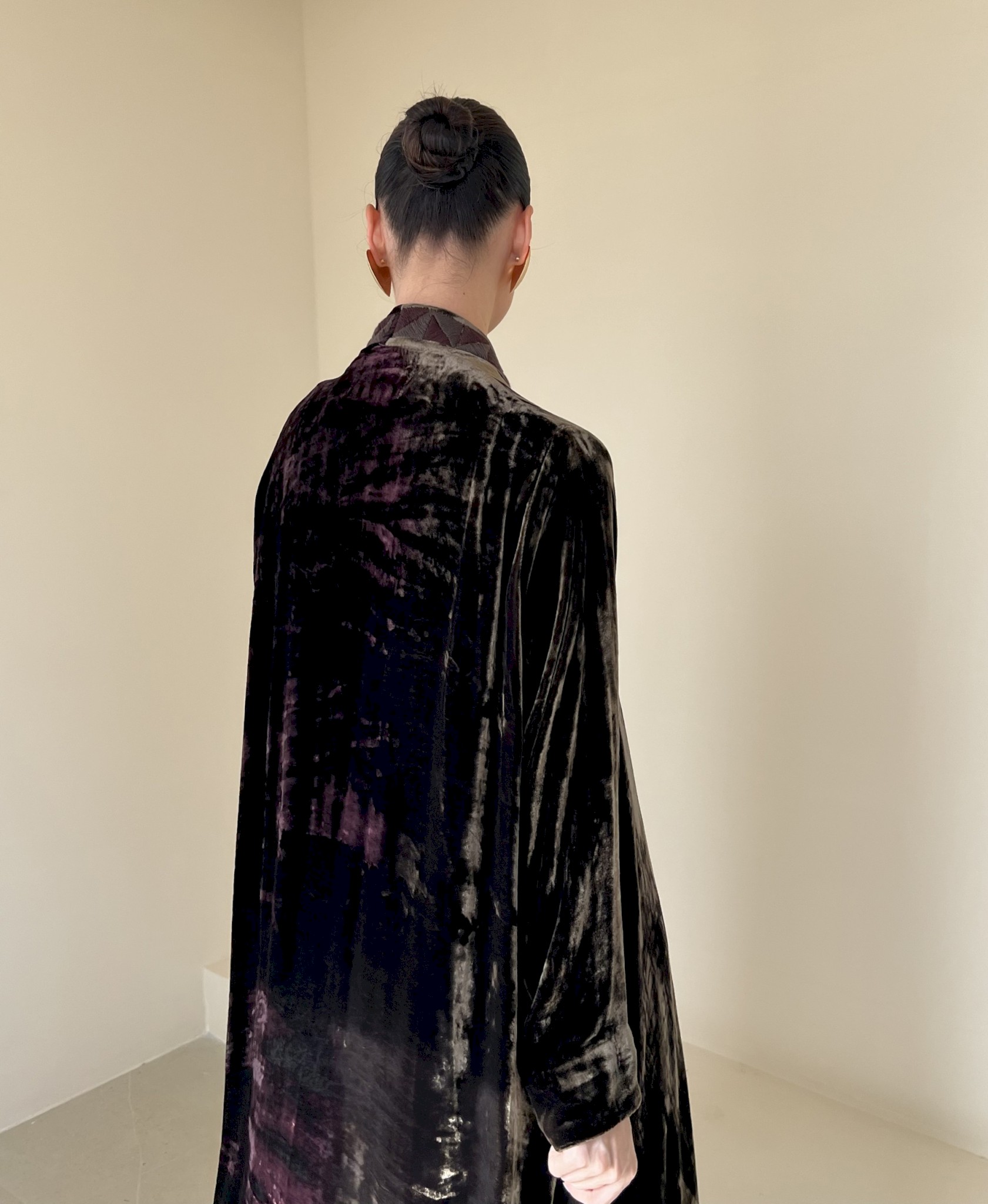 Maroon and olive two-tone velve