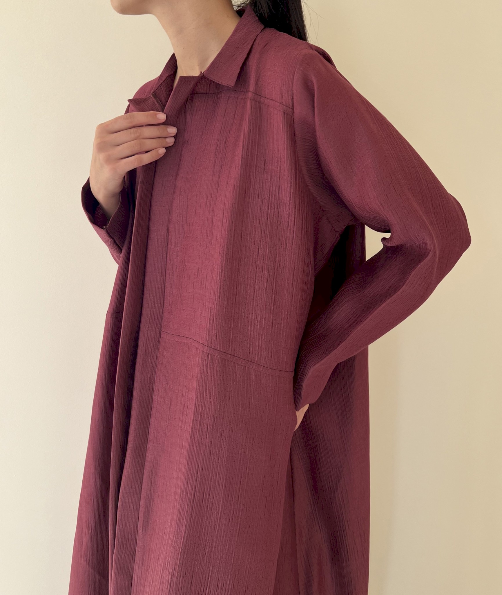Rust red line abaya