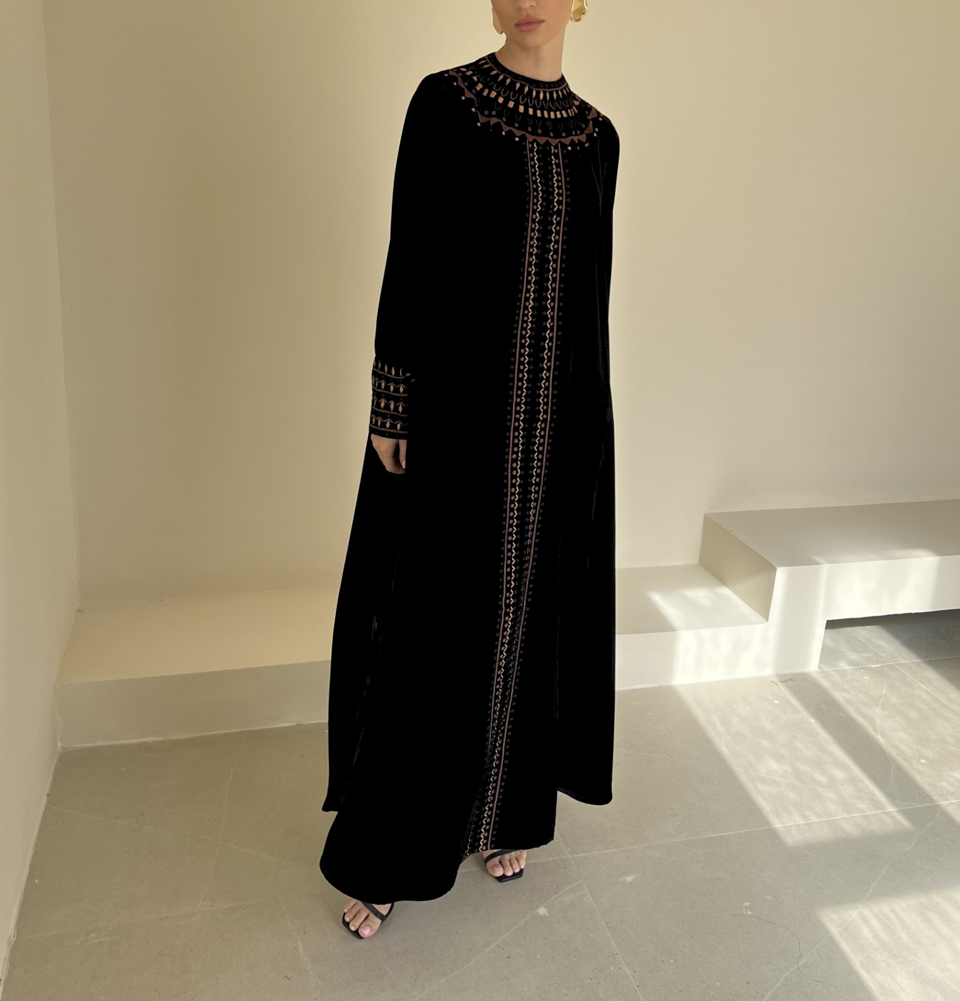 Black ornate velvet kaftan